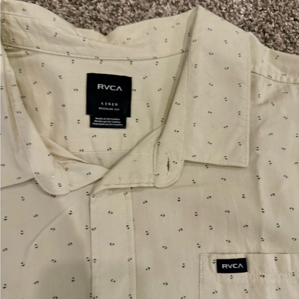 RVCA button down. Cream. Size L.